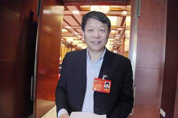 王智彪委员：将自主知识产权的原始创新医疗技术统一纳入医保