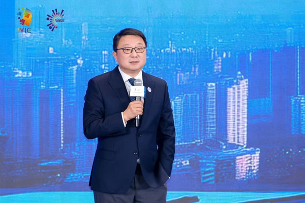 国产万卡超集群亮相智博会 为AI4S提供核心“电力”